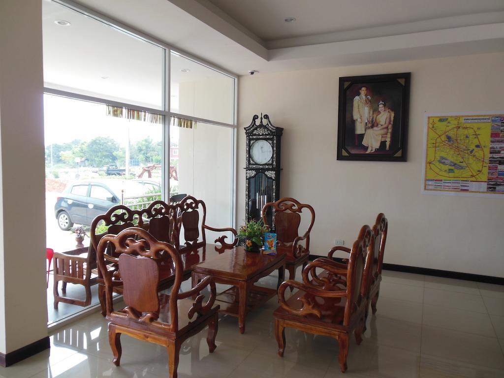 The Family Grand Hotel อุดรธานี ภายนอก รูปภาพ