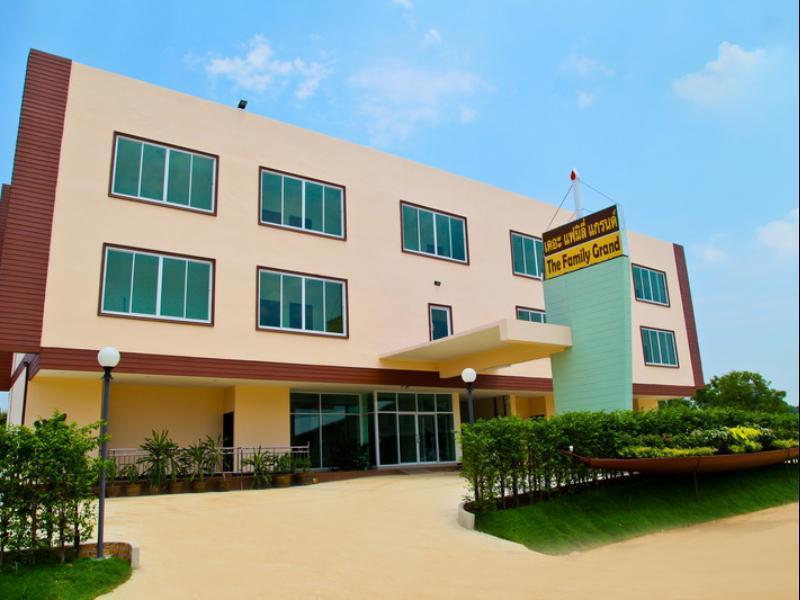 The Family Grand Hotel อุดรธานี ภายนอก รูปภาพ